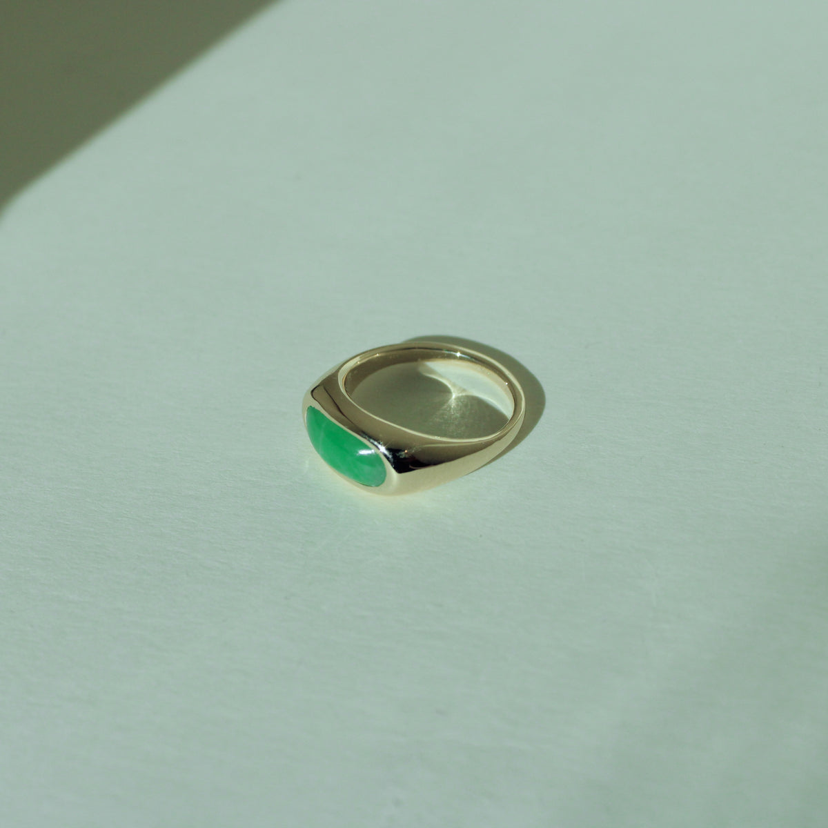 Jadeite Saddle Ring 14k