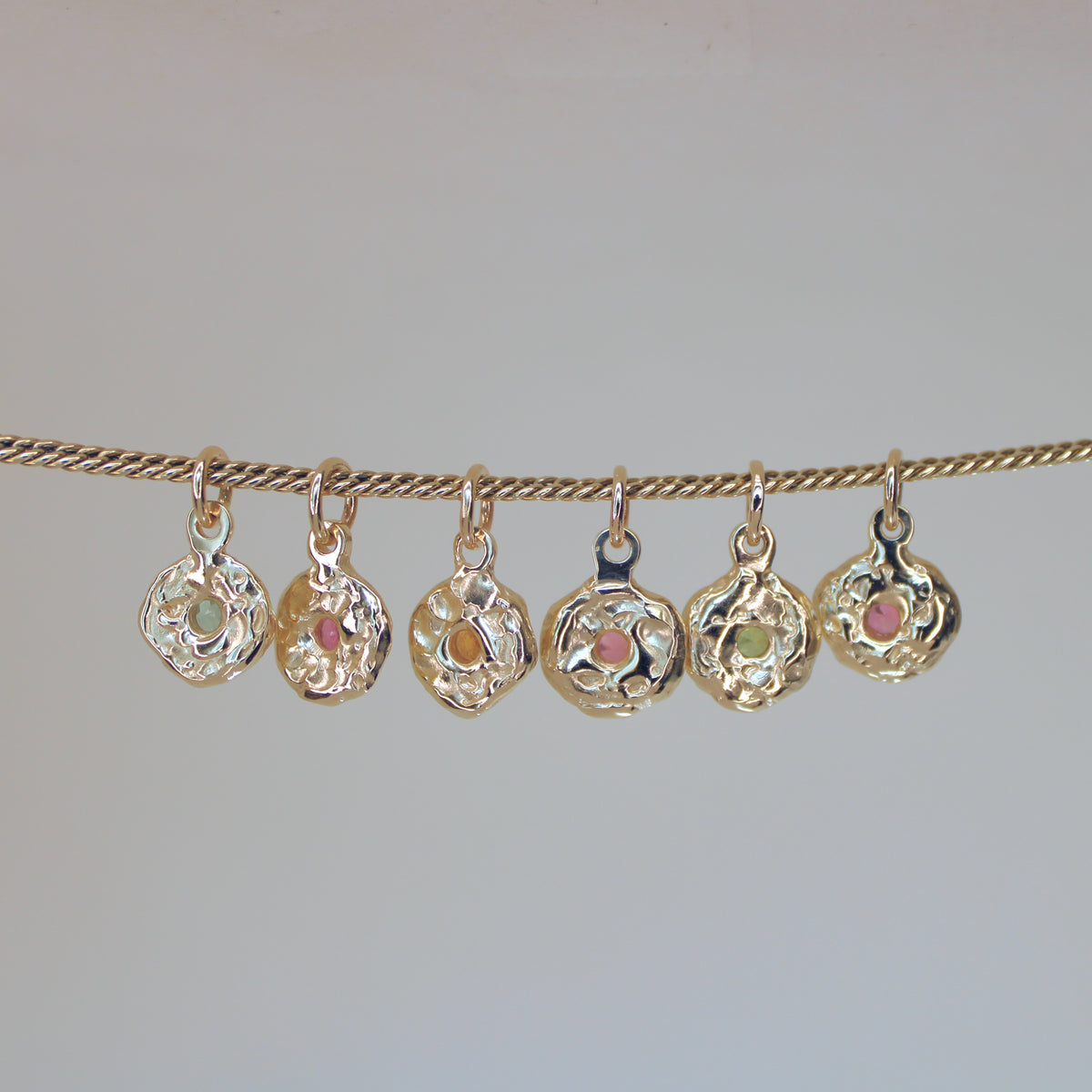 Mini Tart Pendant - Soft Pink Spinel 14k