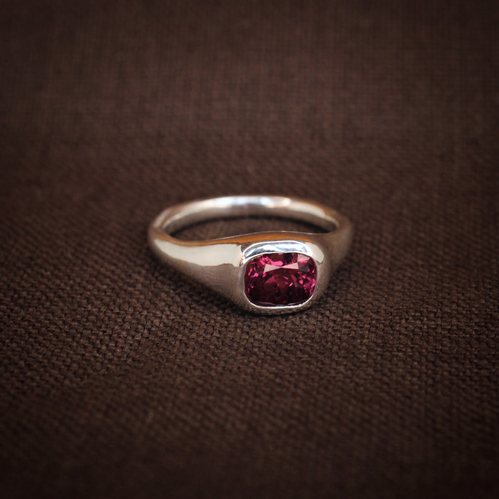 Portal Ring - Malaya Garnet