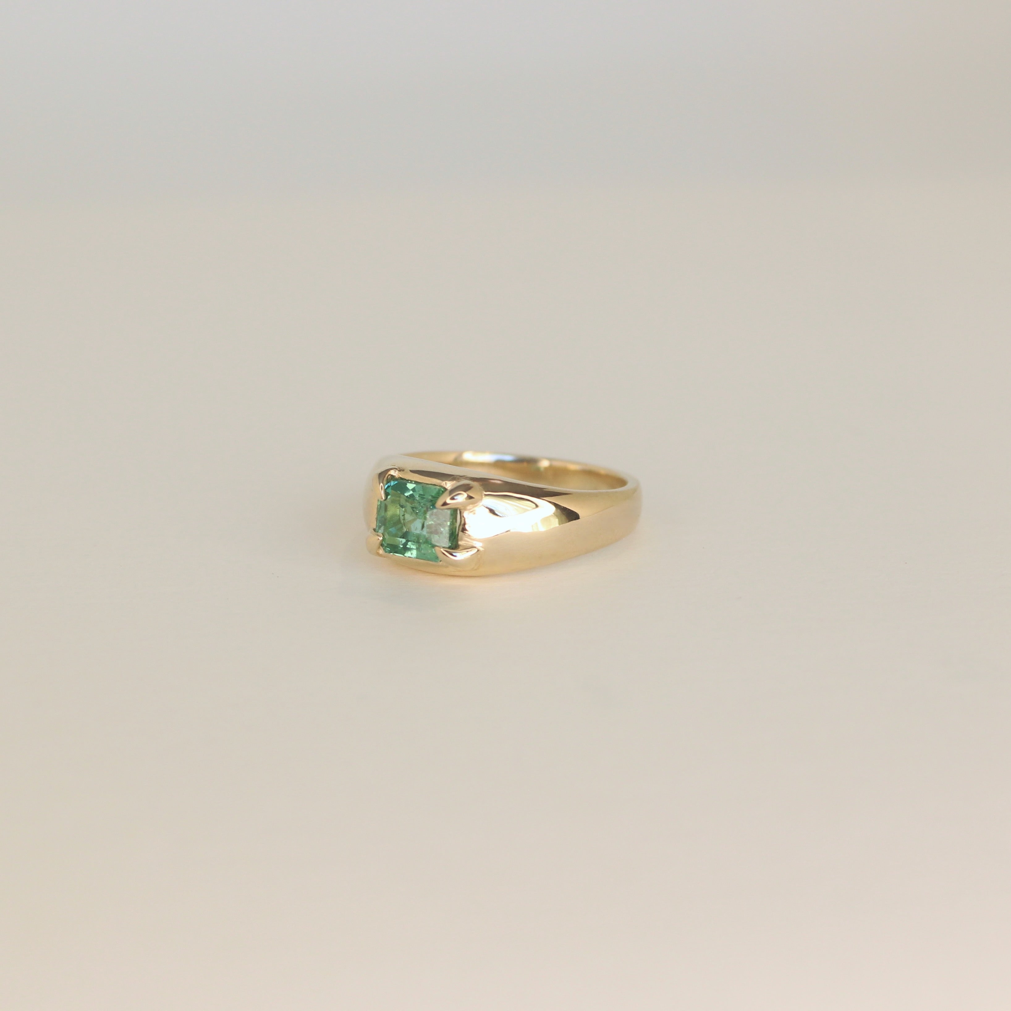 Mesa Gold Ring - Cyan Tourmaline