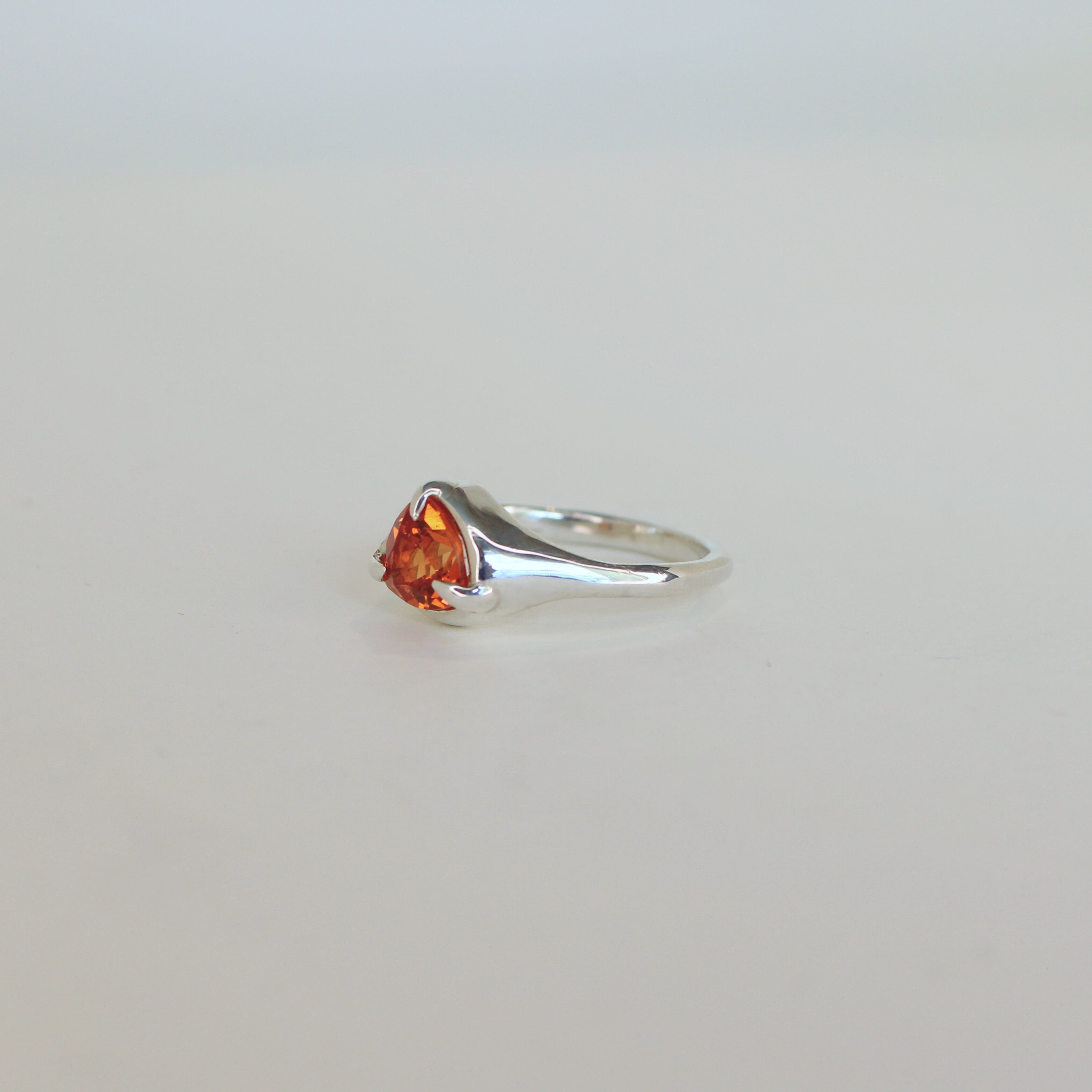 Cyra Sapphire Trillion Ring