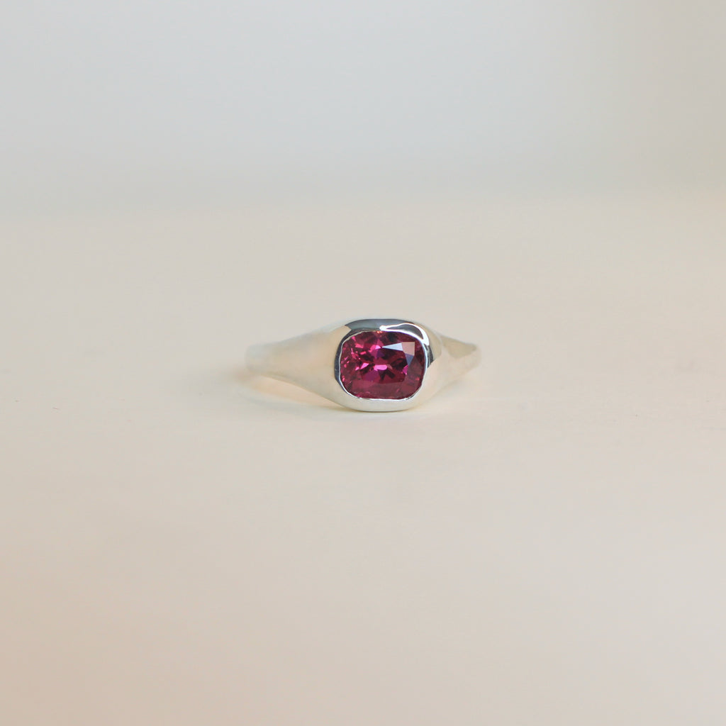 Portal Ring - Malaya Garnet