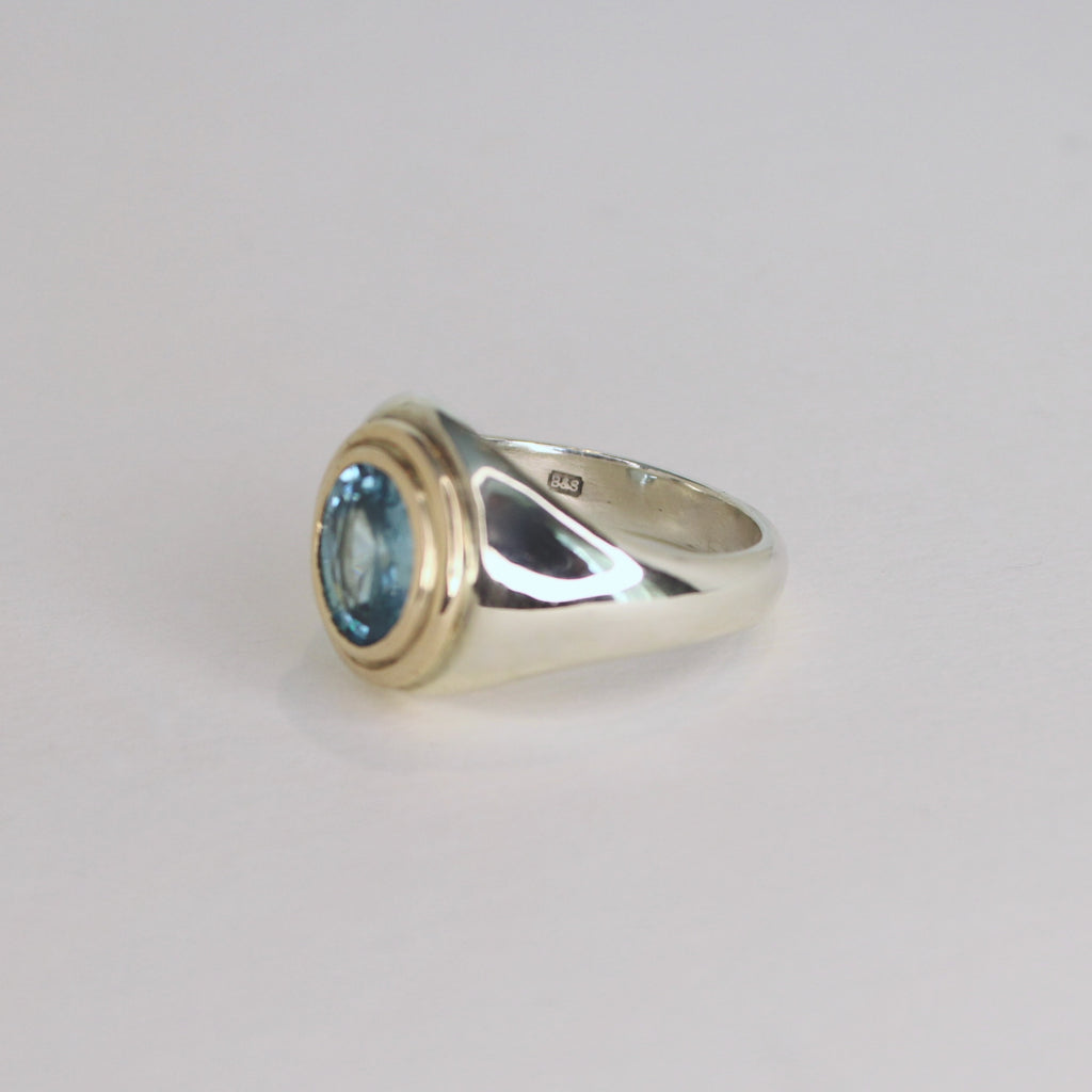 Voyager Zircon Gold Signet Ring