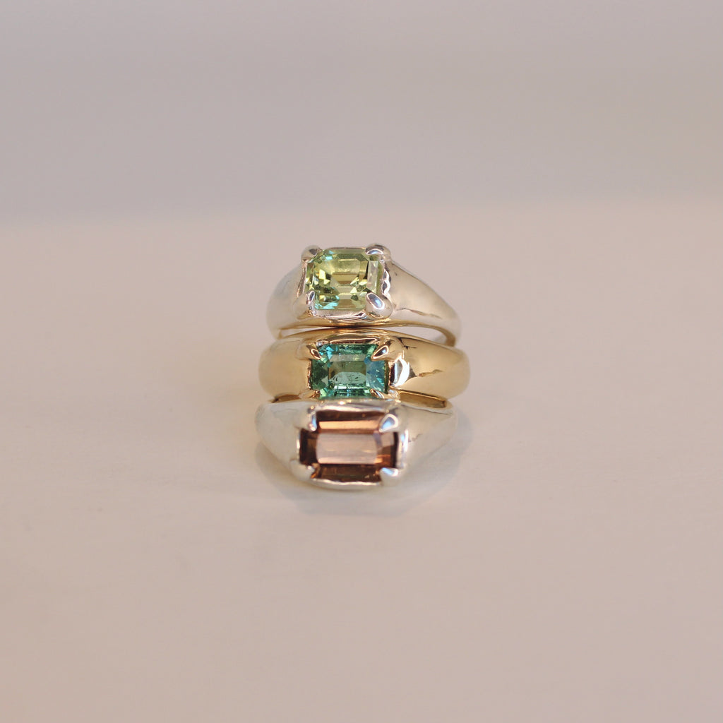 Mesa Pinky Ring - Lime Tourmaline