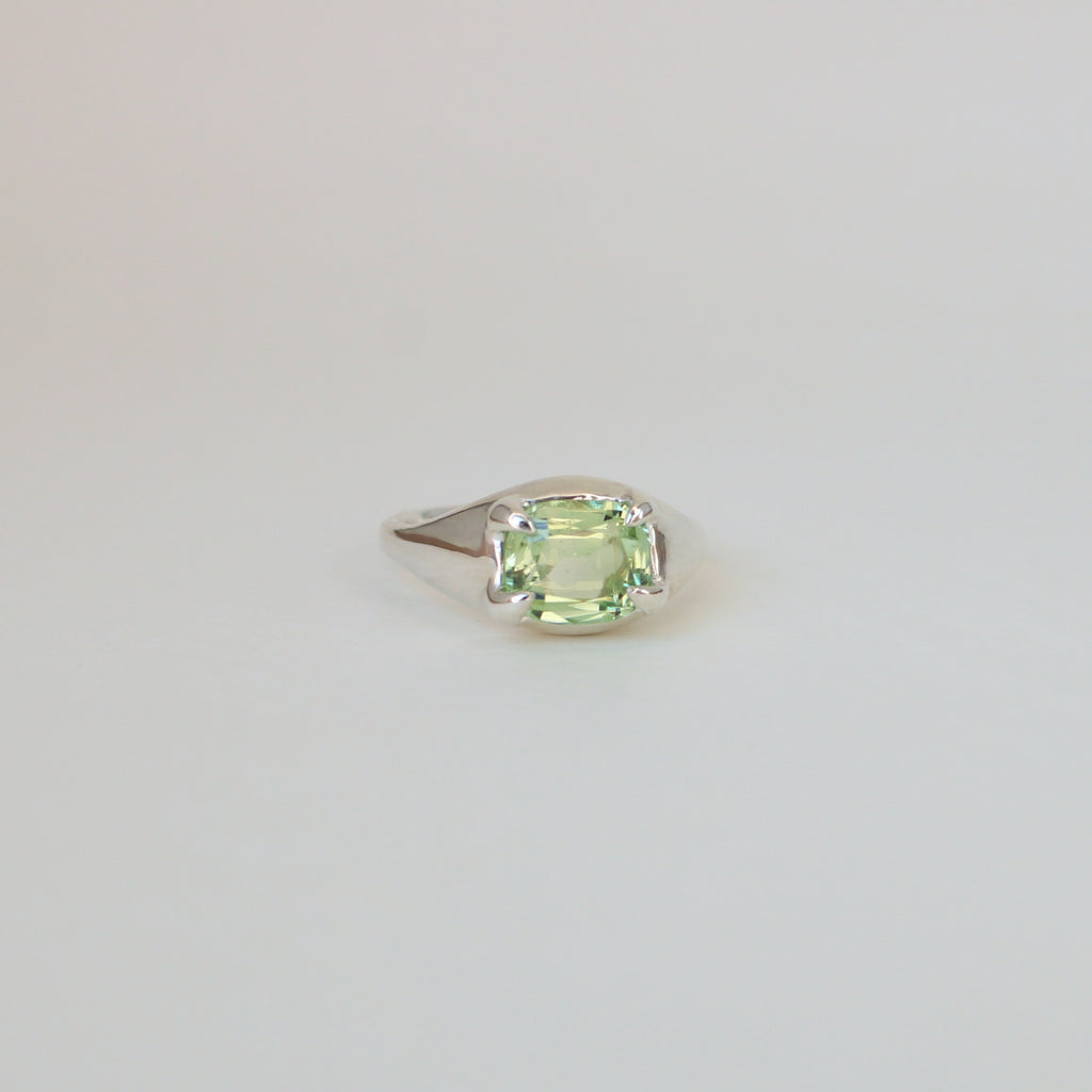 Honeydew Peridot Prong Ring