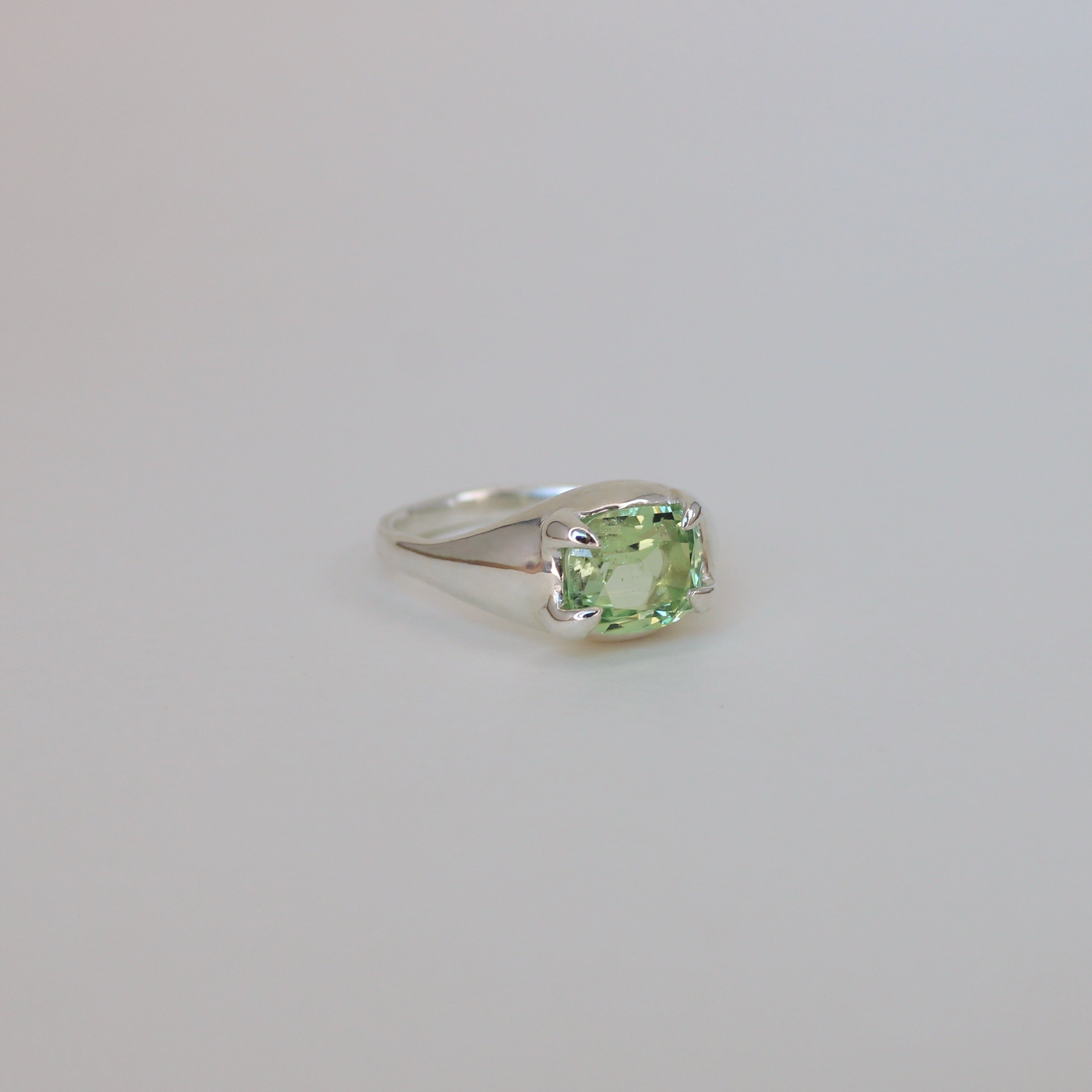 Honeydew Peridot Prong Ring