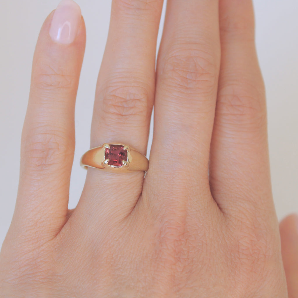 Mesa Gold Ring - Cherry Tourmaline
