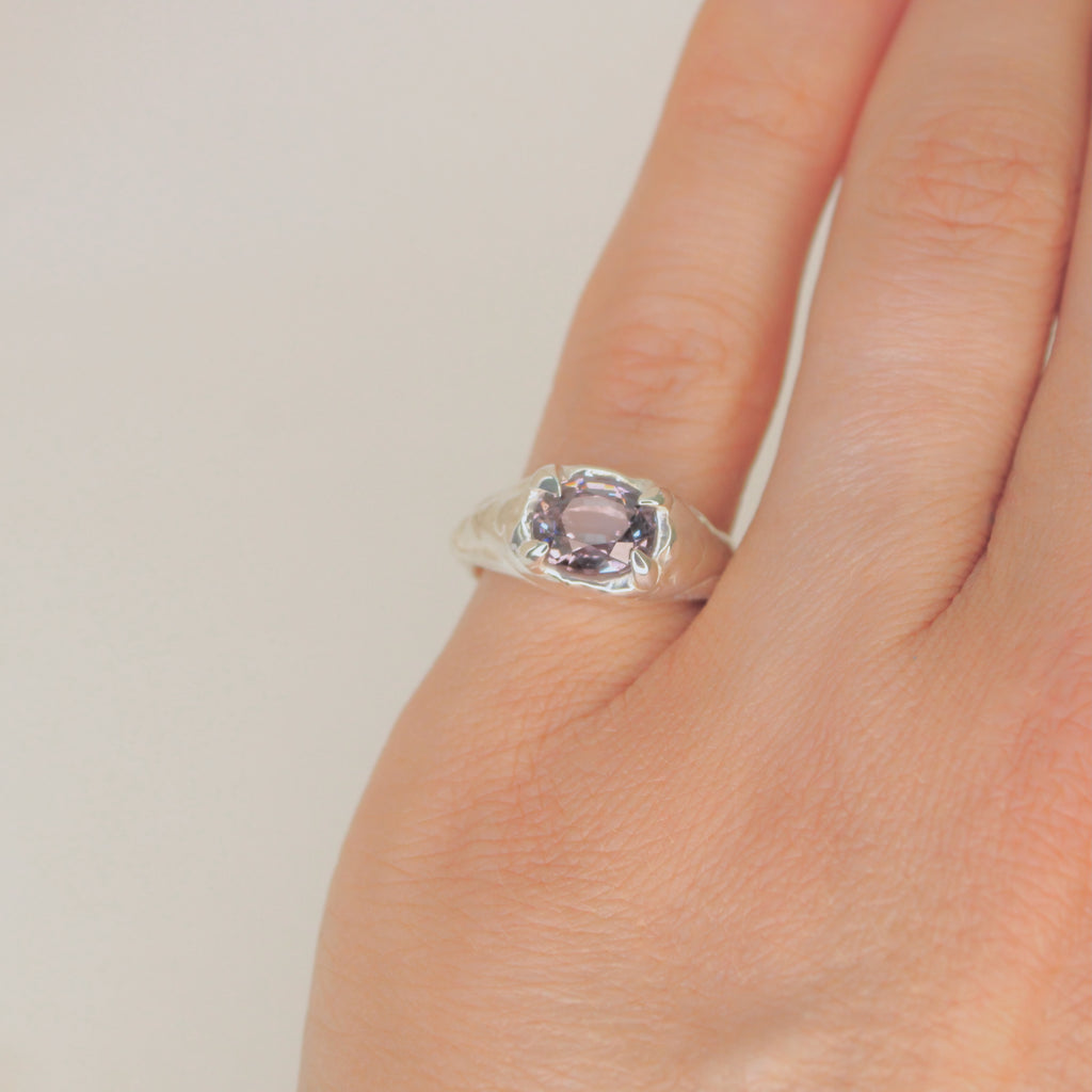 Kalium Pinky Ring - Spinel