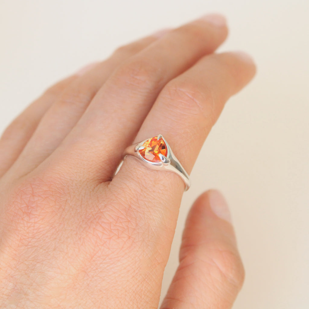Cyra Sapphire Trillion Ring