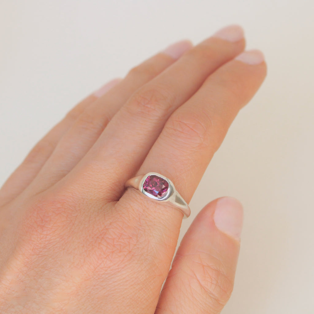 Portal Ring - Malaya Garnet