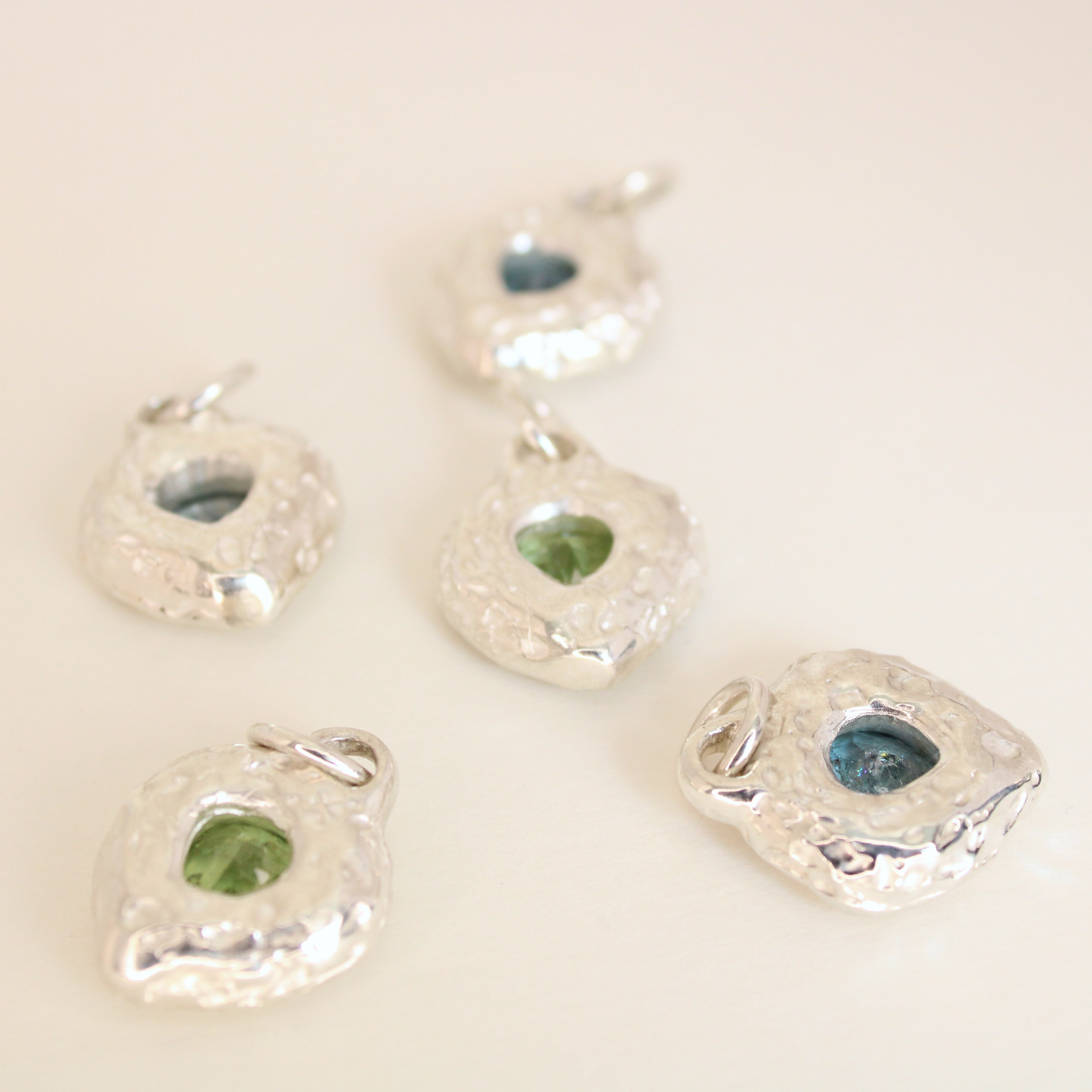 Kindra Pendant Moss Aquamarine
