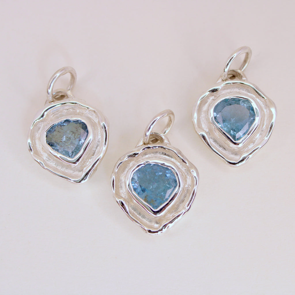 Kindra Pendant Moss Aquamarine