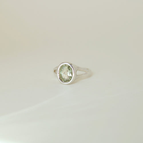 Beryl Branch Ring - Vertical