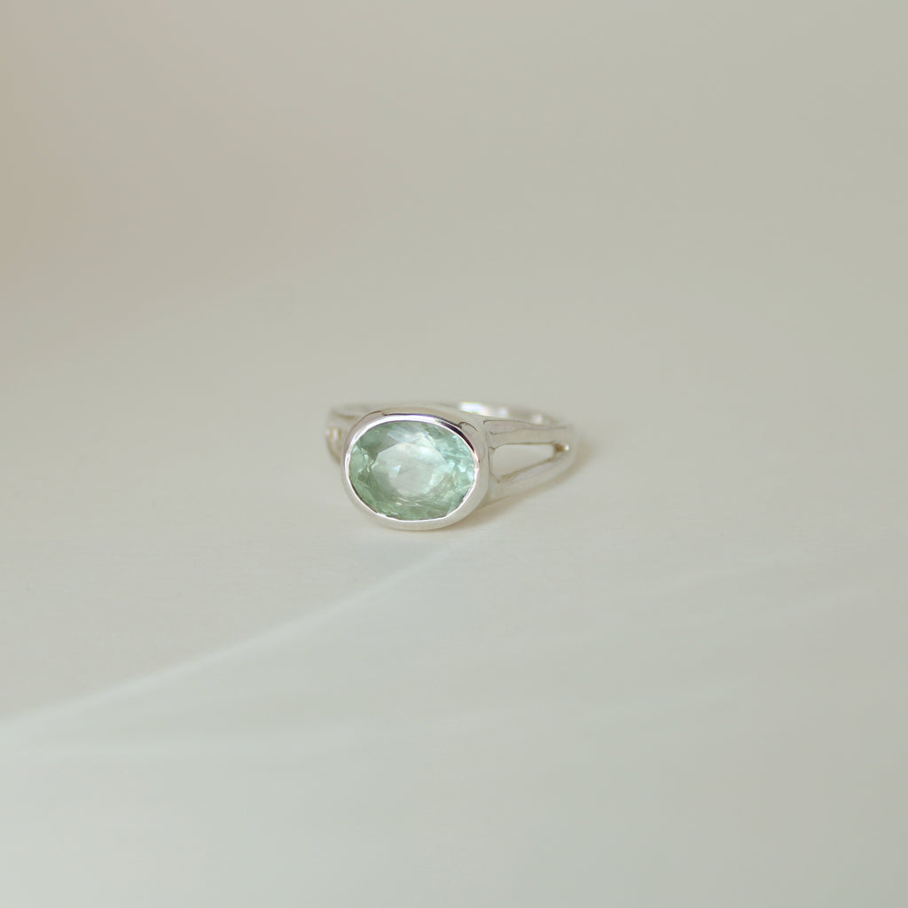 Beryl Branch Ring - Horizontal