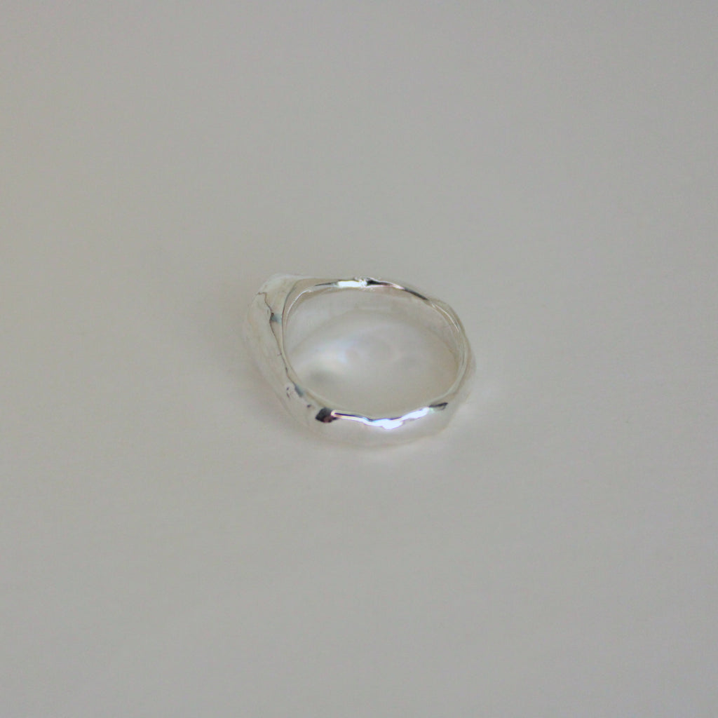Sarn Ring Green Tourmaline - Vertical