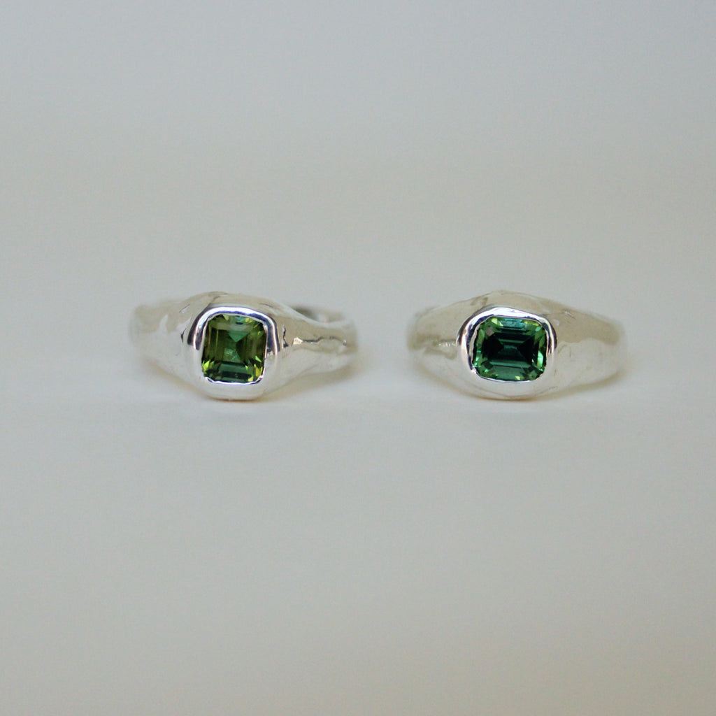 Sarn Ring Green Tourmaline - Vertical