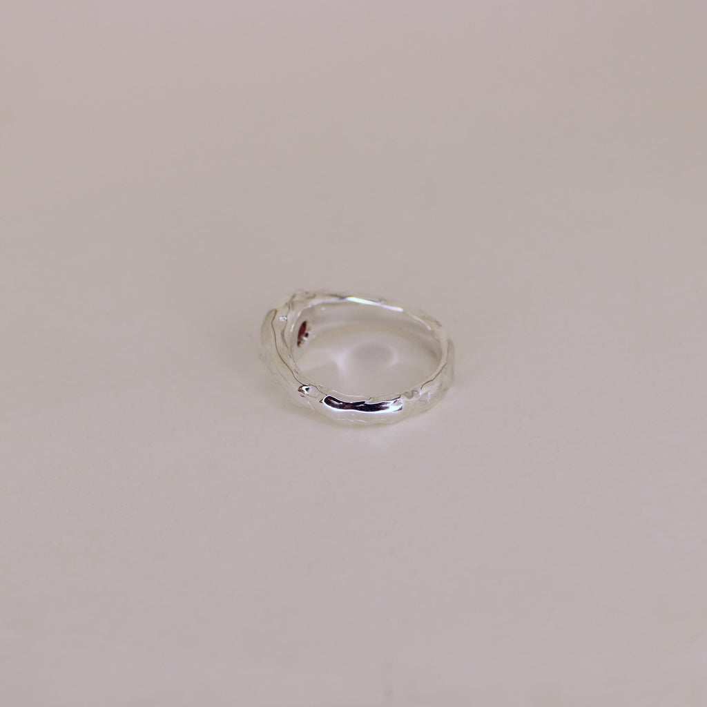 Sarn Ring Garnet
